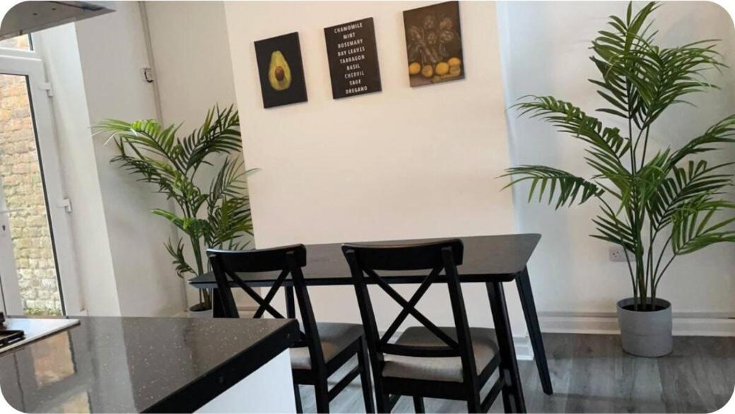 Charming Six Bedroom Townhouse Citystay Close To City Centre ลิเวอร์พูล ภายนอก รูปภาพ